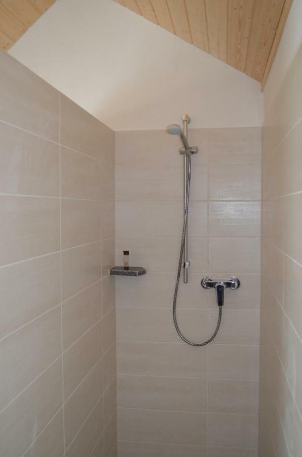 Beim Hooch "Christ" Apartment Brucktal Bagian luar foto