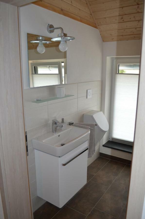 Beim Hooch "Christ" Apartment Brucktal Bagian luar foto